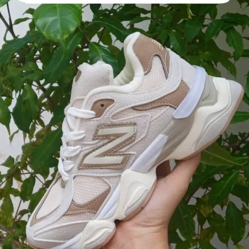 New Balance 9060 carmelita