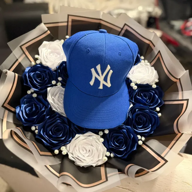 Ramo buchón con gorra