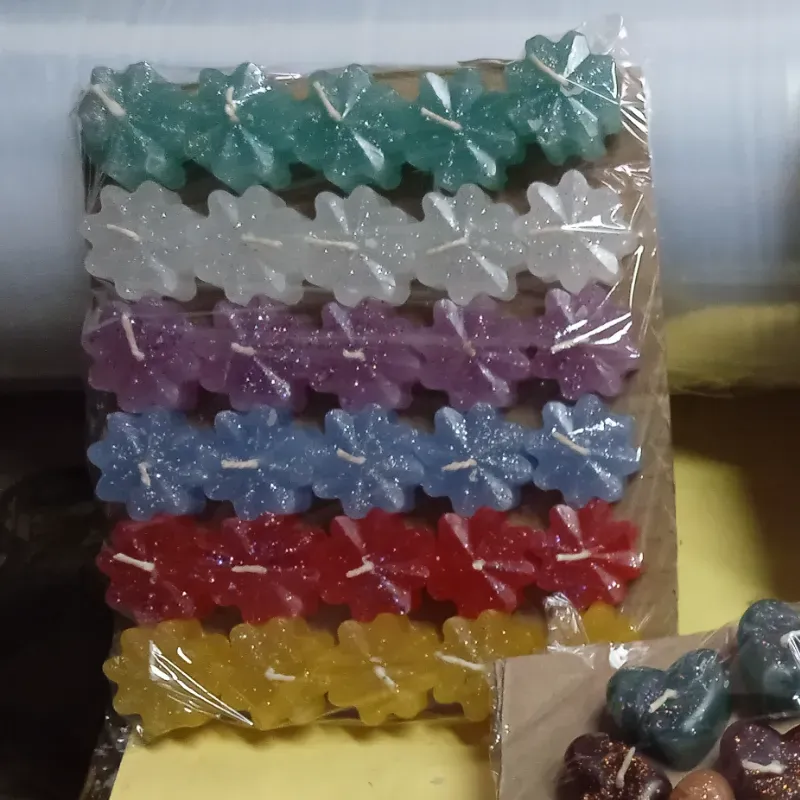 Paquete de 30 velitas pequeñas de flores