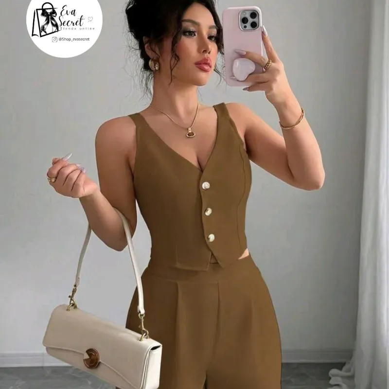 Conjunto de short y blusa