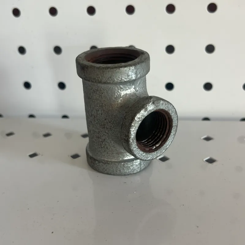 Tee Acero Galvanizado 3/4 x 1/2