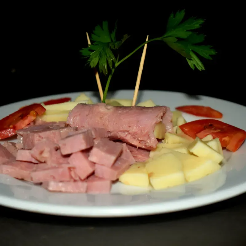 Picadera de Jamón y Queso Gouda