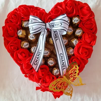 Arreglo floral Chanel 