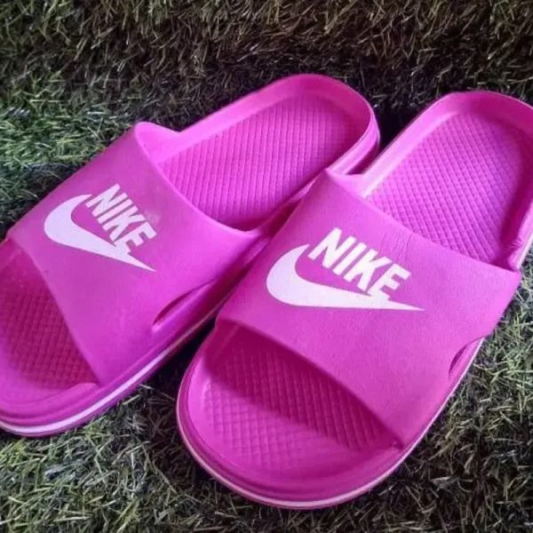 Chancletas NIKE