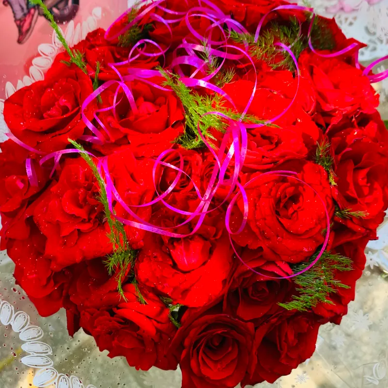 Ramo de rosas naturales (30+)