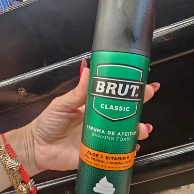 Espuma para afeitar BRUT