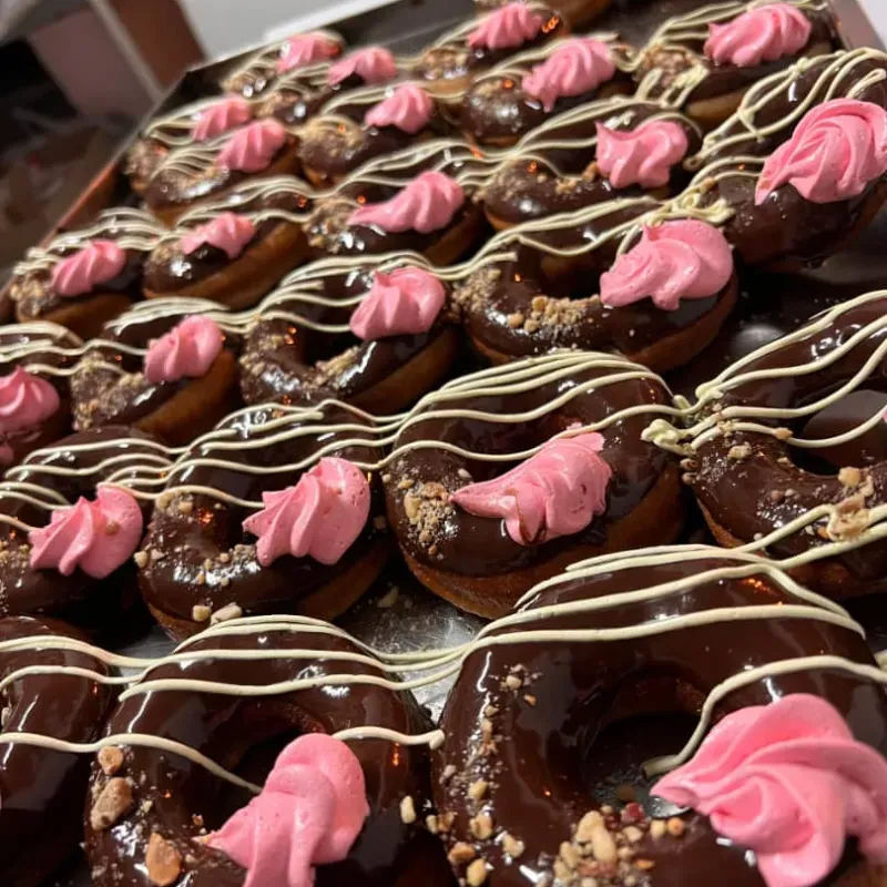 Donas Rellenas de Chocolate