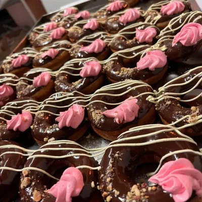 Donas Rellenas de Chocolate