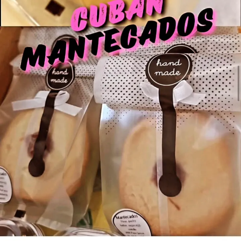Mantecaditos cubanos