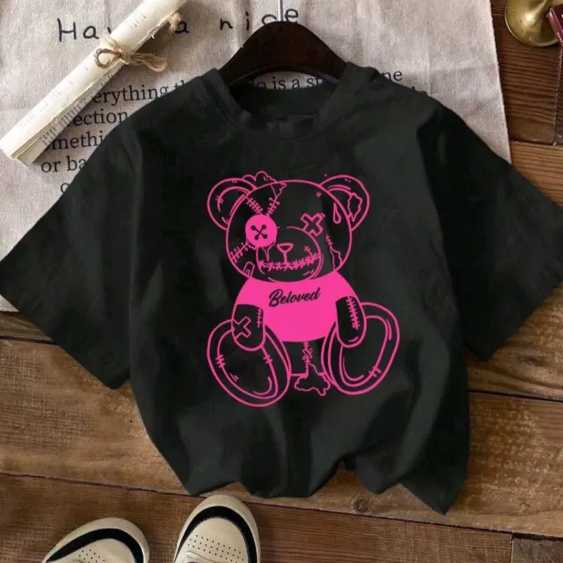 Camiseta negra diseño de oso