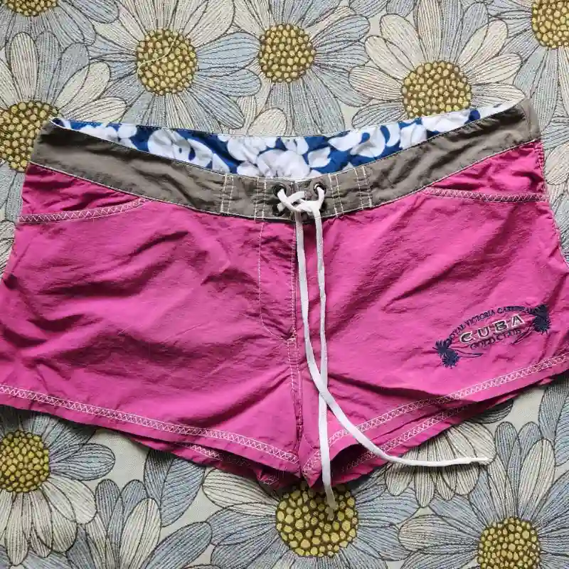 Short talla M