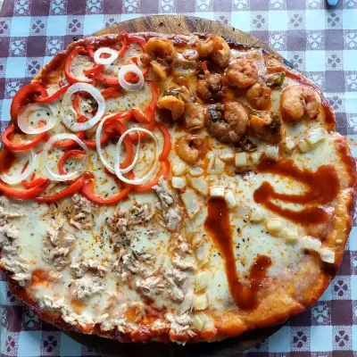 Pizza "Lo Nuestro"