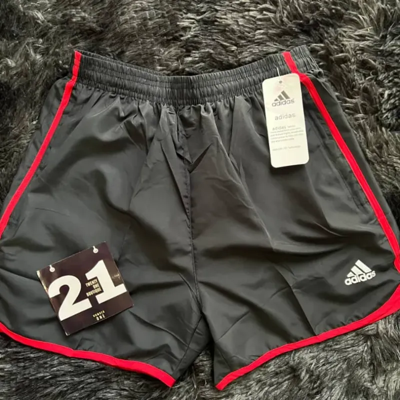 Short de Nylon Adidas