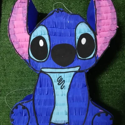 Piñata de Stich