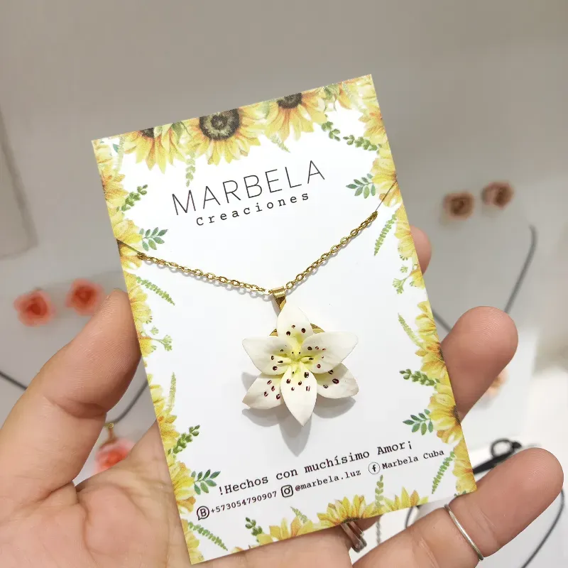 ✨Cadena de Liros con centro Amarillo✨