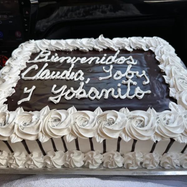 Cake capuchino con cobertura de chocolate