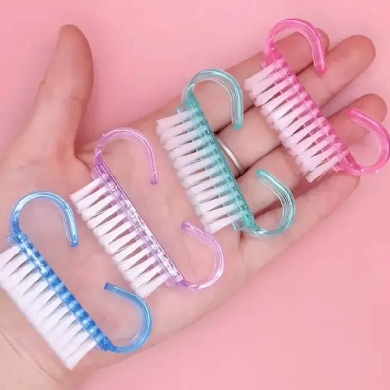 Cepillito limpia uñas