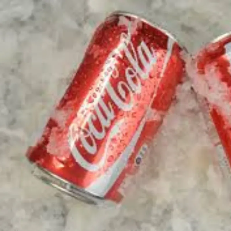 Refresco Enlatado (Cola)