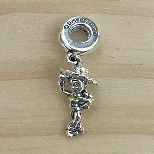 Charm de Jessie