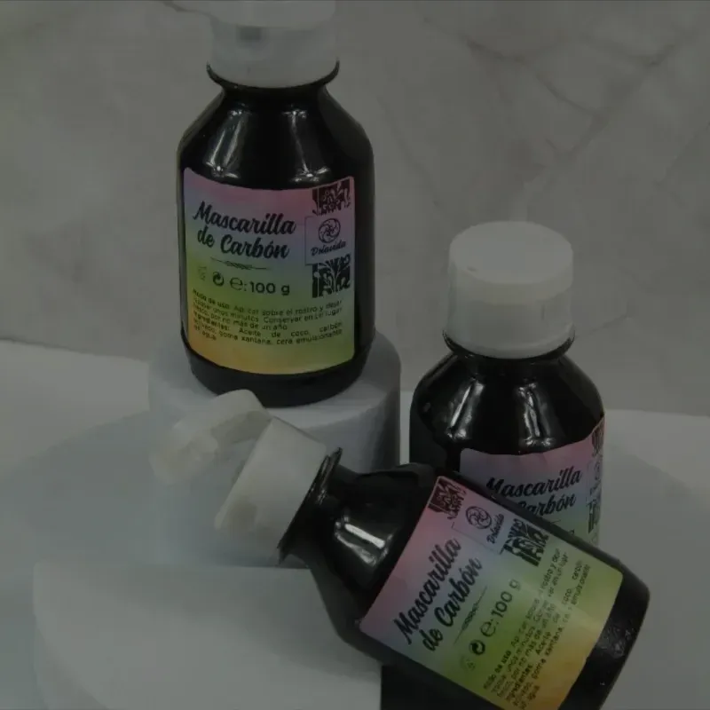 Mascarilla de carbón activado