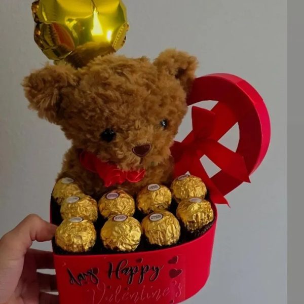 Ferrero y Peluche 