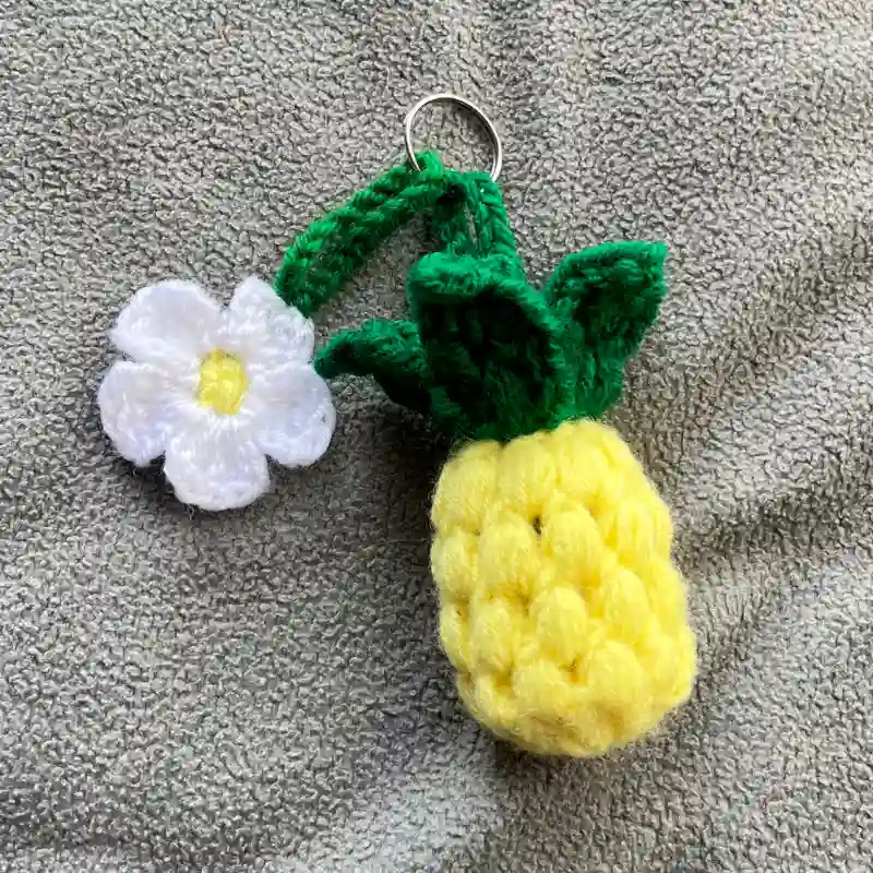 Llavero de piña 