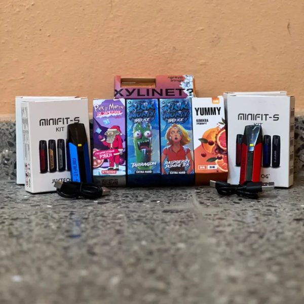 Cigarro electrónico justfog mini fit + pomo de líquido de 30ml de 3% y 5% de nicotina