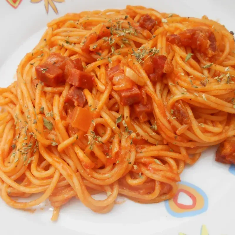 Espaguetis con Jamón