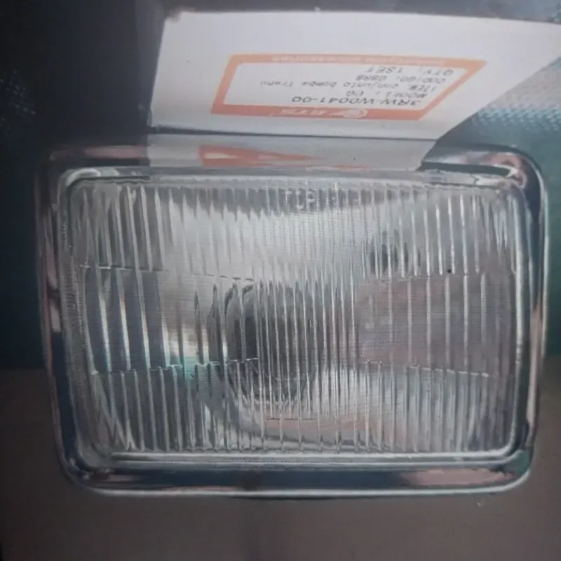 Faro delantero Ax normal