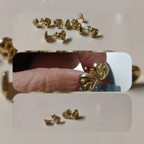 Aretes de corazones