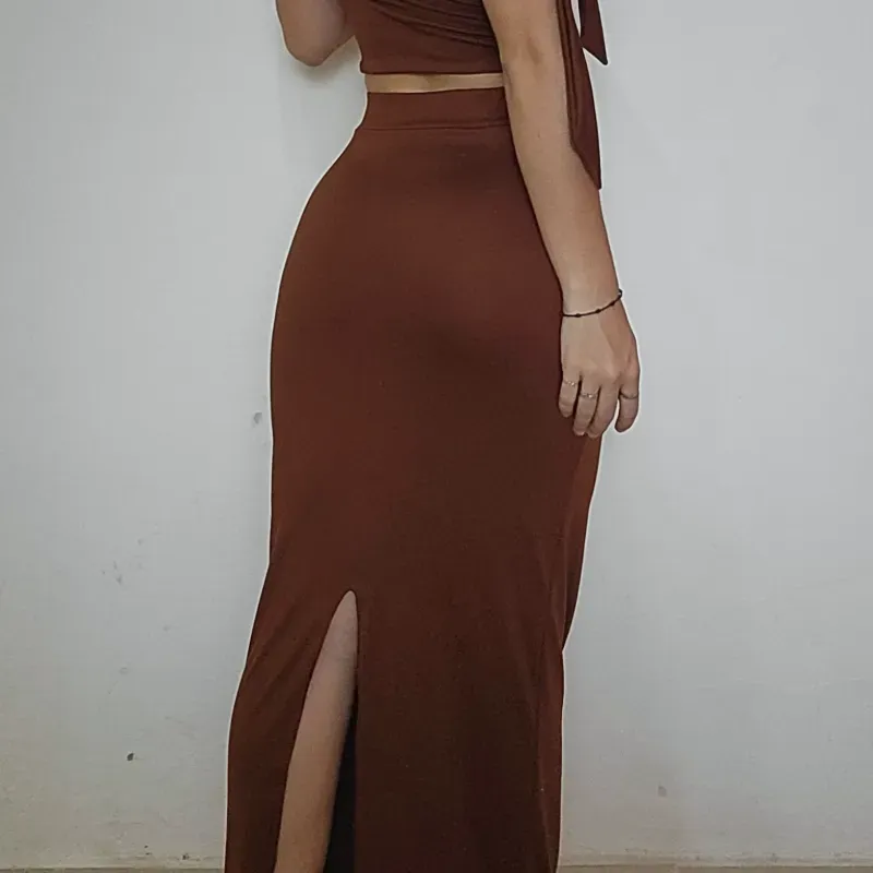 FALDA C/ABERT TRASERA (ENCARGO)