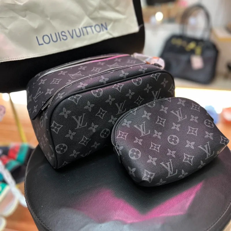 Louis Vuitton  de Mano