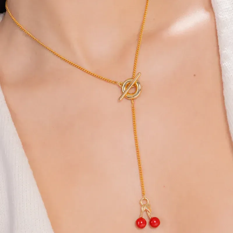 Corbatín Broche Cerezas + Aretes