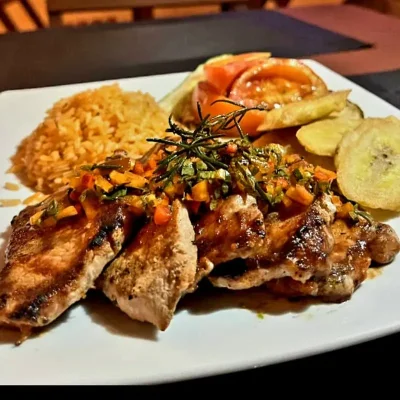 Lonjas de cerdo al carbon