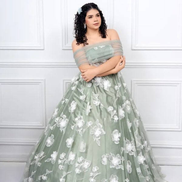 Traje verde menta