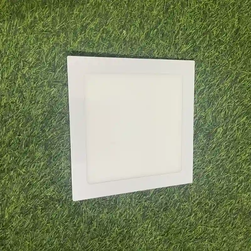 Luminaria empotrable cuadrada 12K