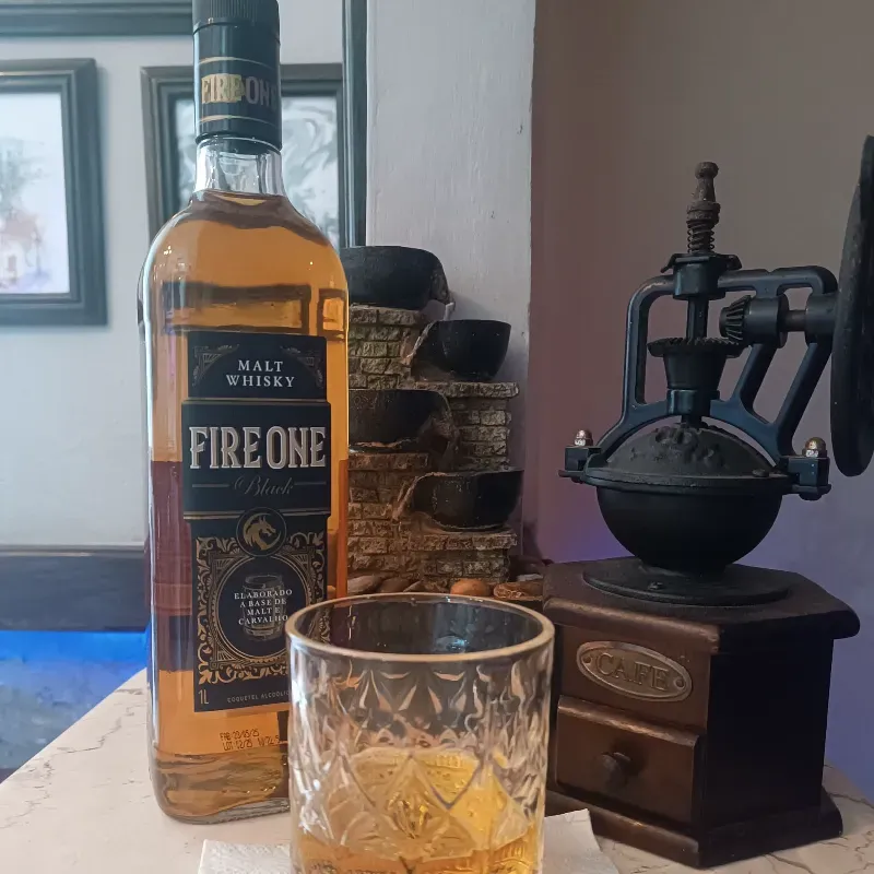 Whisky Fire One (Black)