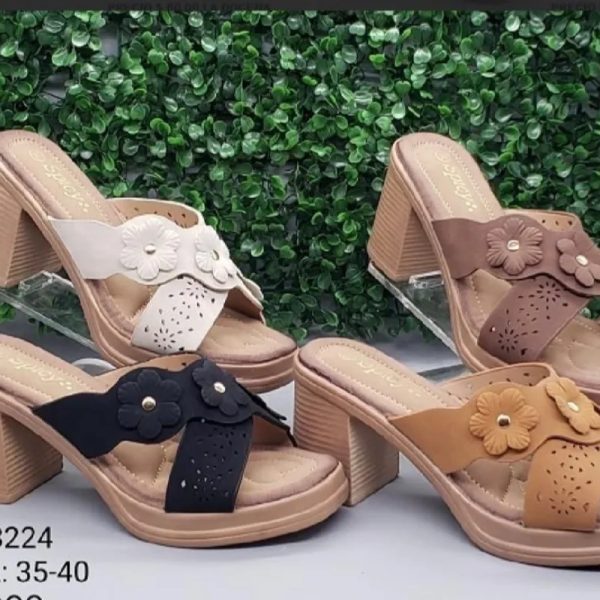 Sandalias altas