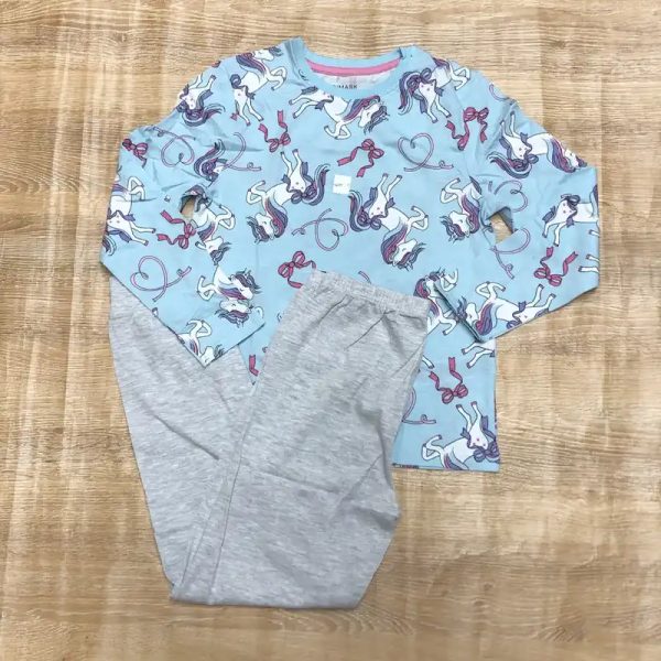 Pijama con unicornios