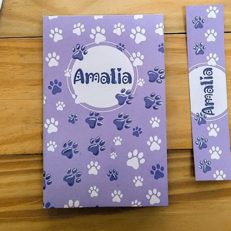 Diseño de patitas de perro