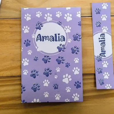 Diseño de patitas de perro