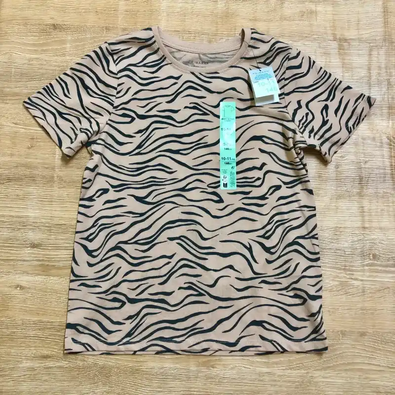 Pulóver con estampado de cebra