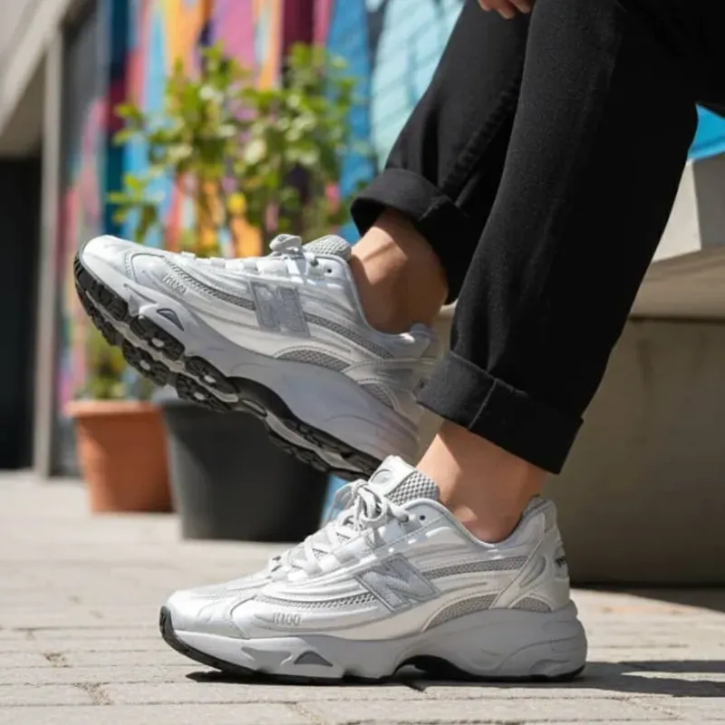 New Balance 1000