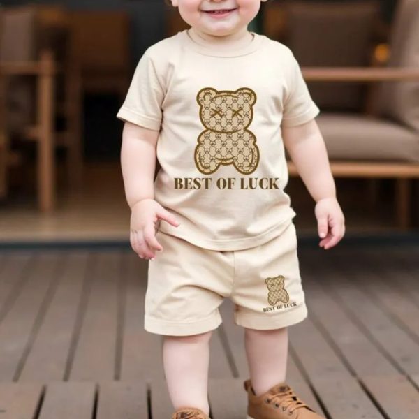 Conjunto beige