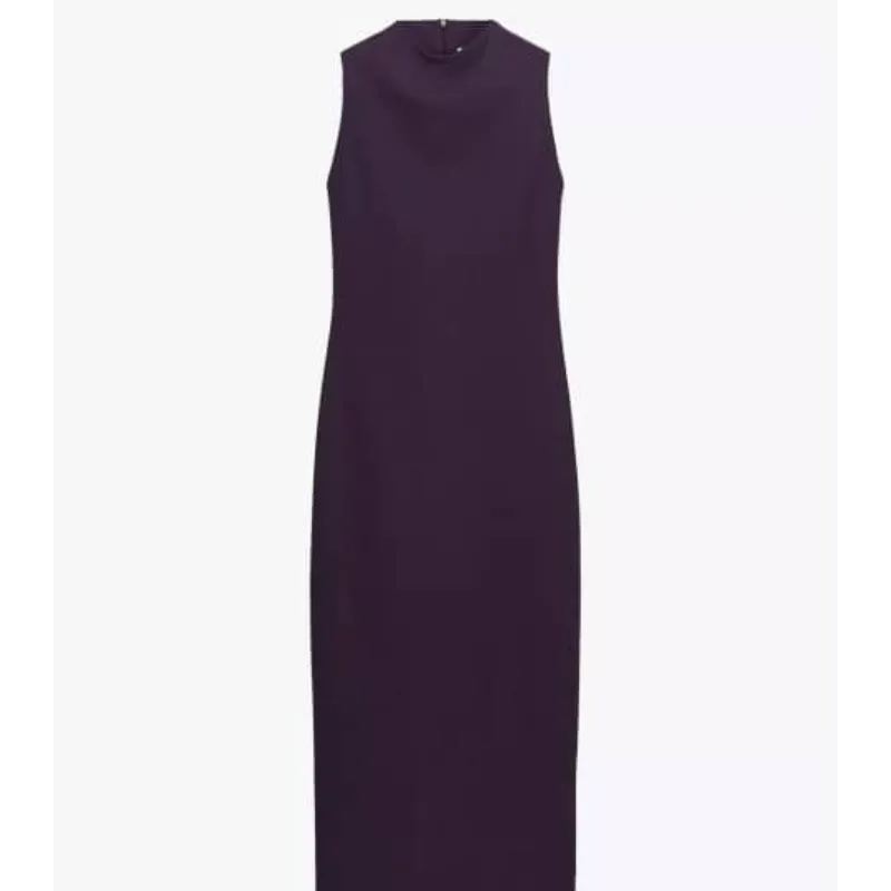 Vestido cuello alto