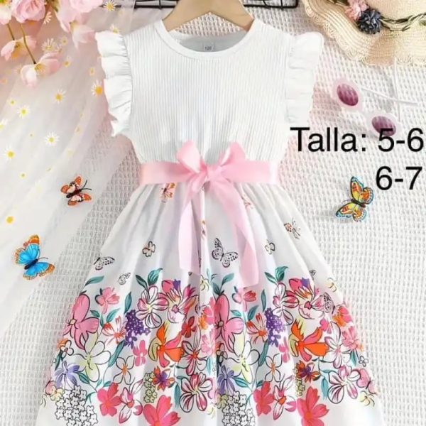 Vestido blanco y de flores