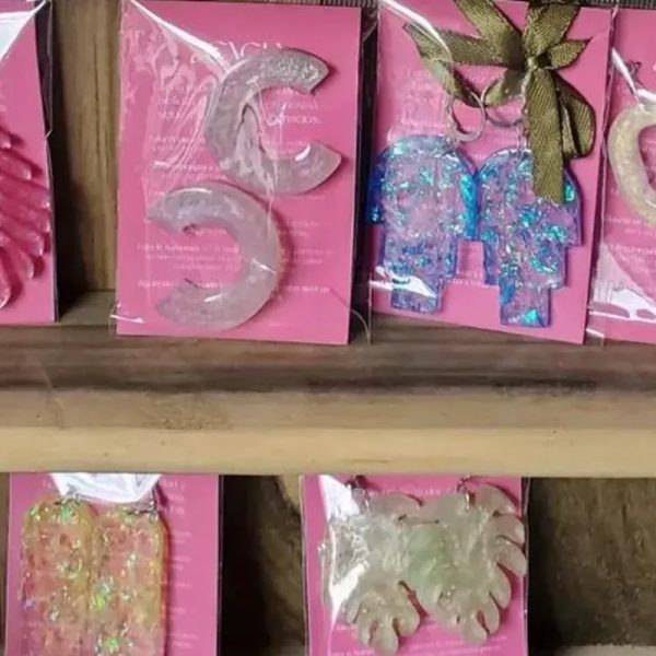 Aretes de resina