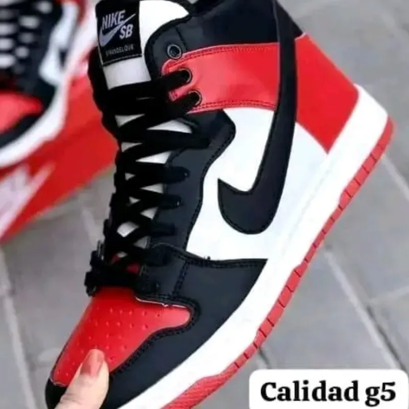 Disponible el #36-38-39-40