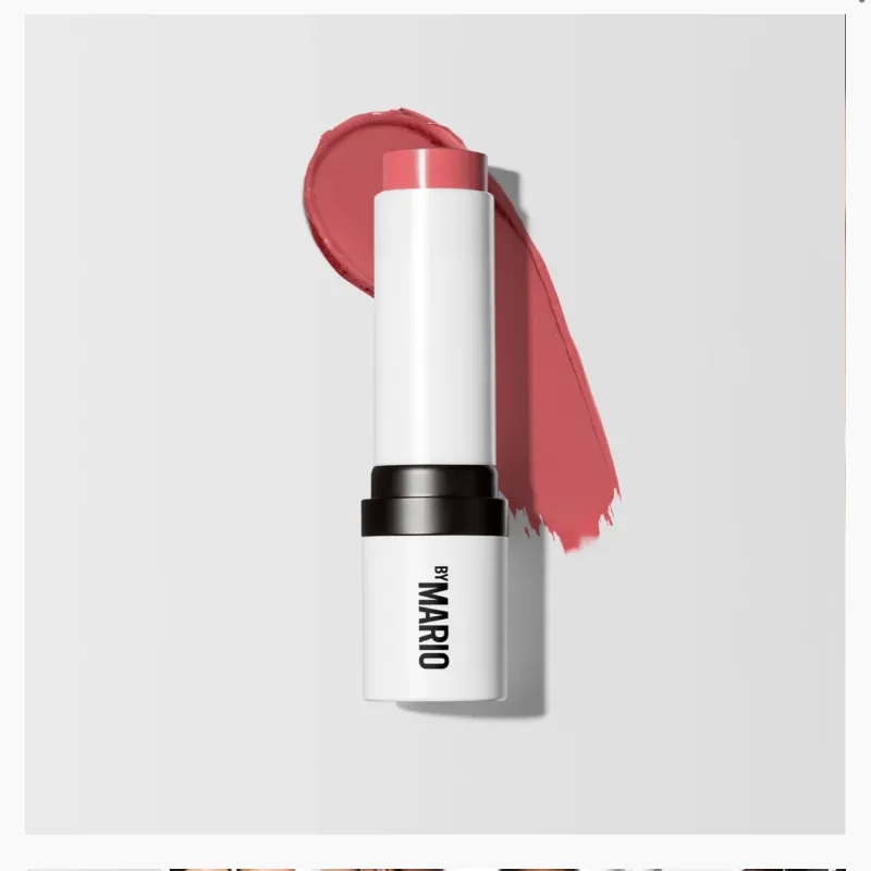 Blush de makeup by Mario