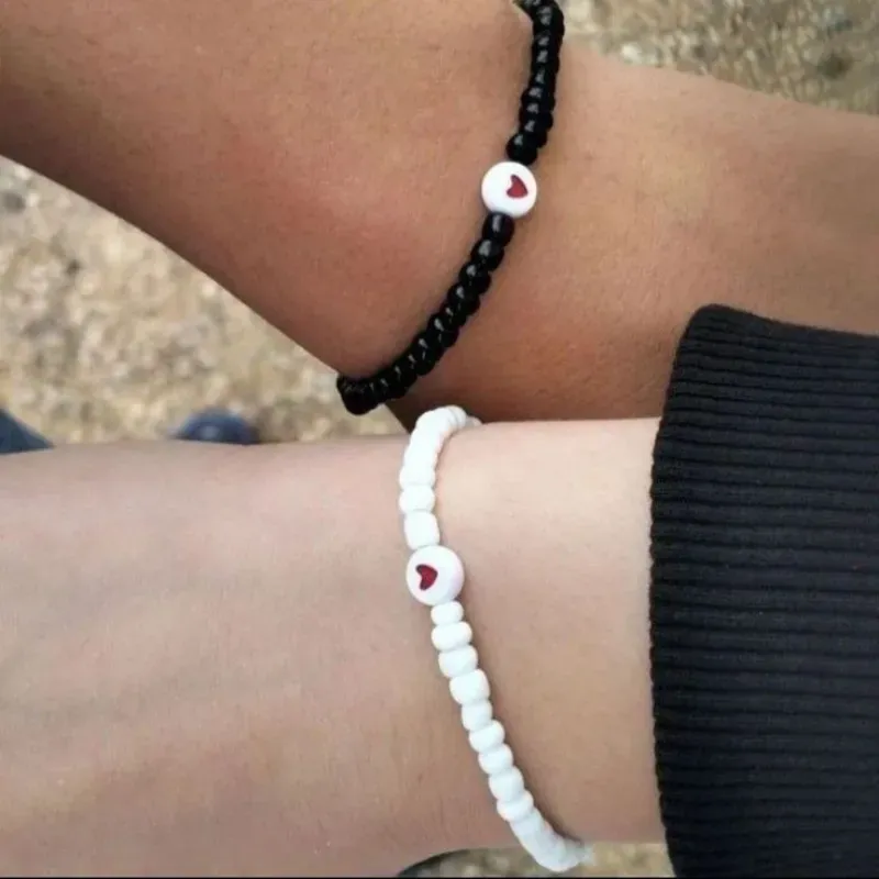 Pareja de pulsera de shakira y luneta